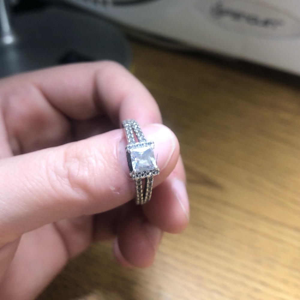PAGODA sterling silver size 5/6 ring.